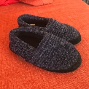 Acorn slippers